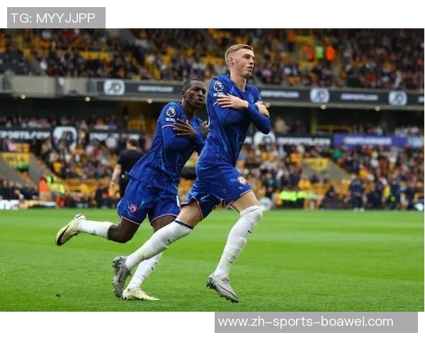 曼联遭遇连败困境曼城强势反弹蓝军红军接连失利