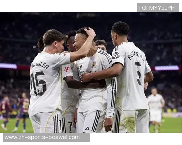 皇马训练照曝光姆巴佩卡雷拉斯与库尔图瓦齐聚备战新赛季